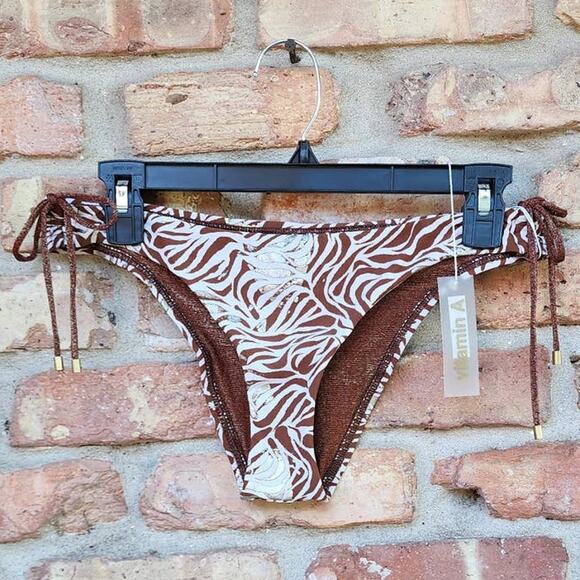 Vitamin A Animal Metallic Cheeky Cinched Side Tie High Leg Bikini Bottom 8 NEW - Picture 1 of 8